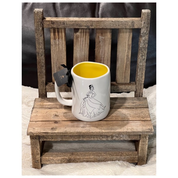 NEW Rae Dunn Disney Princess and the Frog Mug - Picture 3 of 3